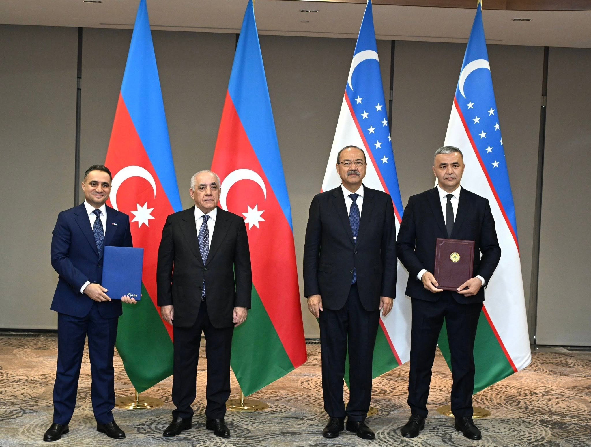 ABB, Davr Bank və Özbəkistan Nazirliyi arasında TIIF 2026-da üçtərəfli əməkdaşlıq sazişi imzalanıb-Abbas İbrahimovdan açıqlama