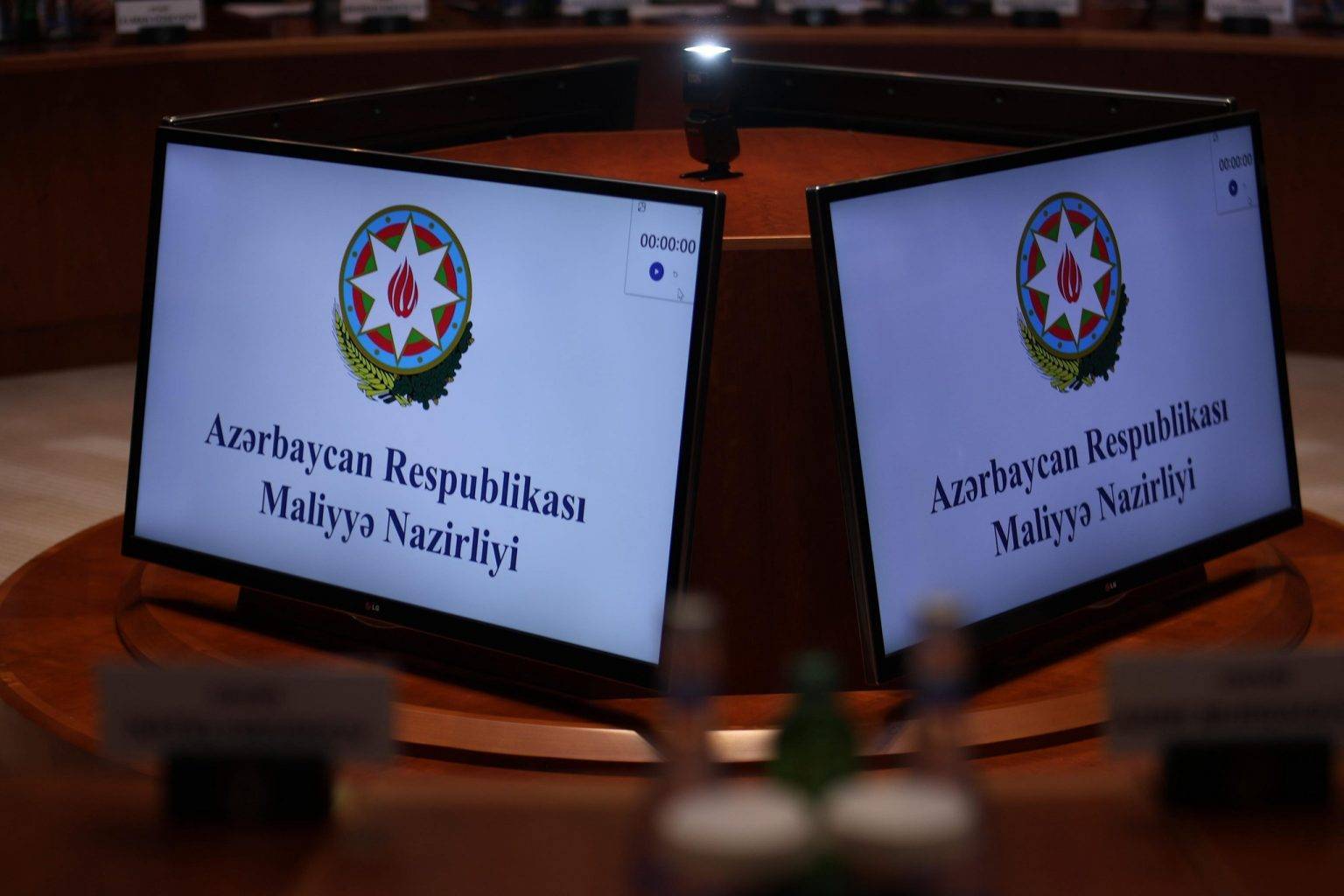 Maliyyə Nazirliyində bir sıra idarələr ləğv edildi – Yeni struktur yaradıldı